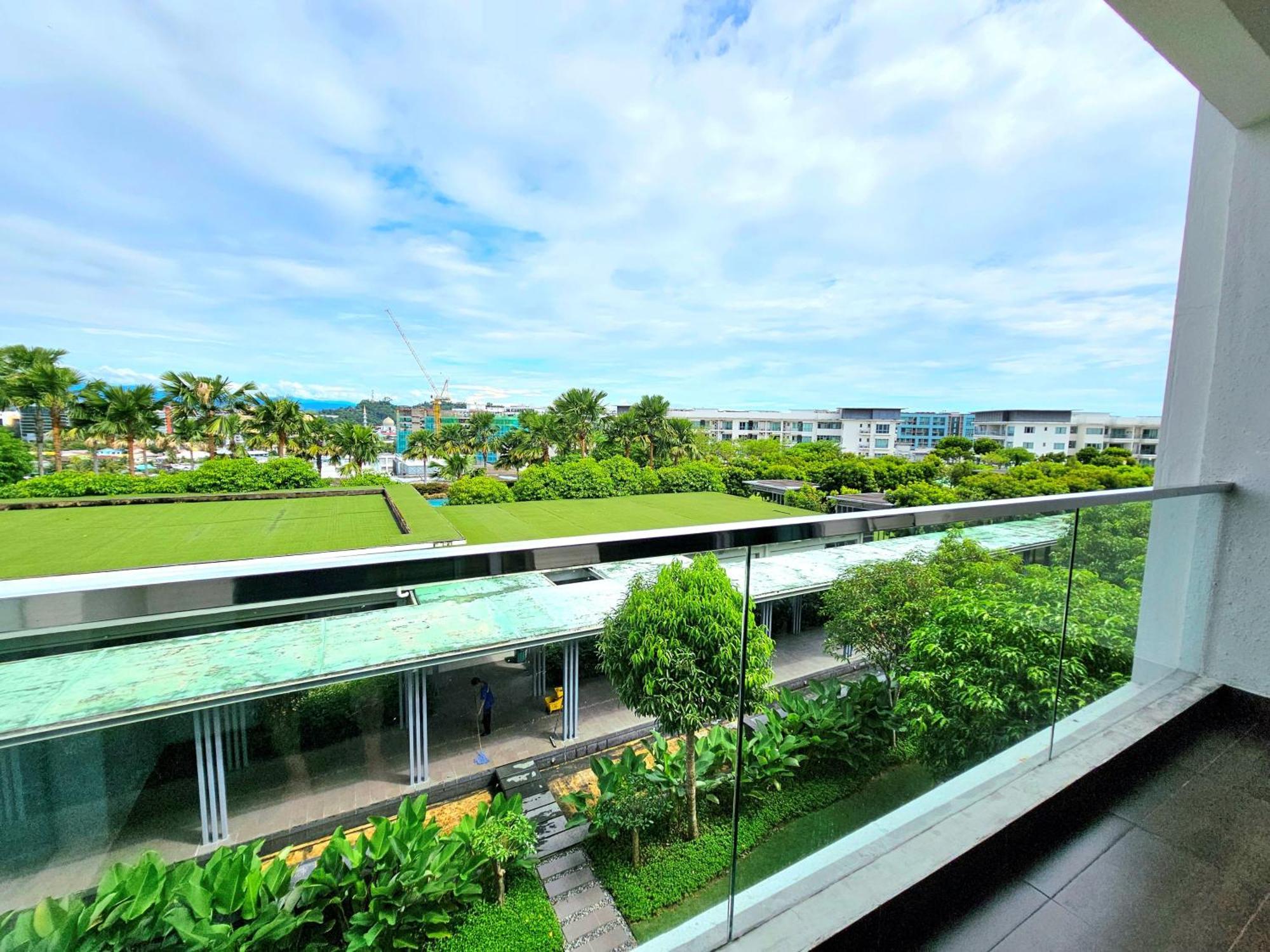 Pangsapuri The Loft D Residence, Imago Kk - 4 Bedrooms, 10pax Kota Kinabalu