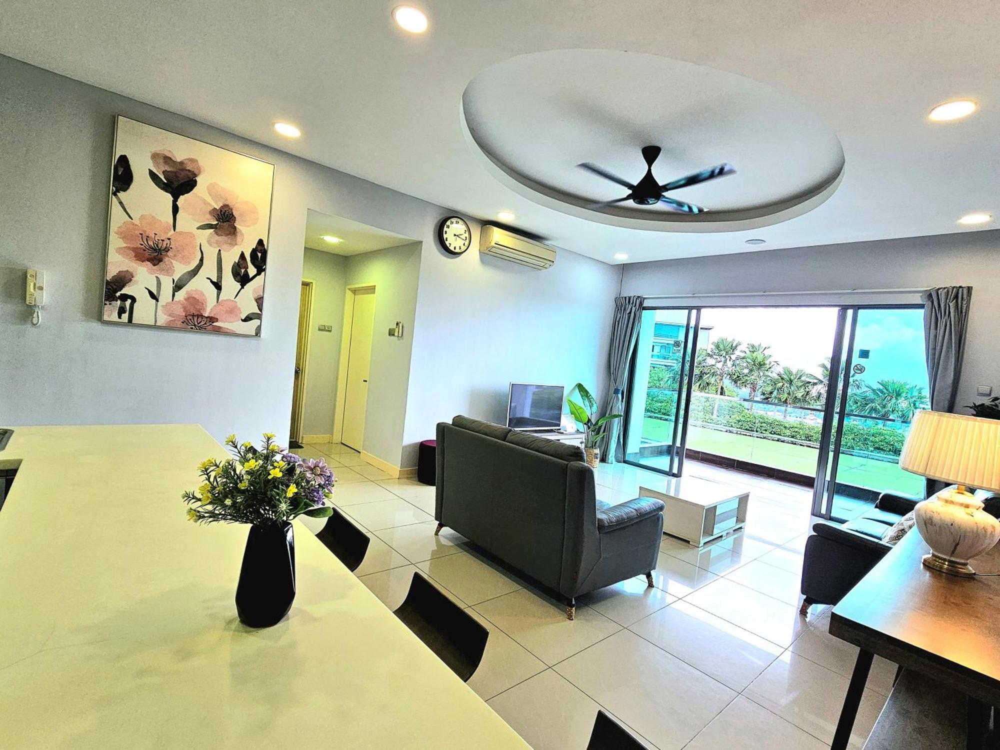 Pangsapuri The Loft D Residence, Imago Kk - 4 Bedrooms, 10pax *