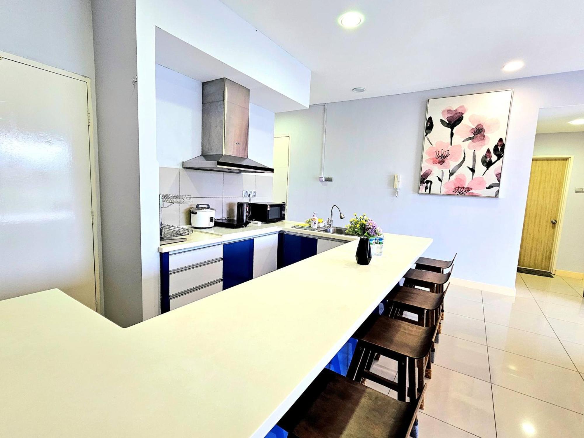 The Loft D Residence, Imago Kk - 4 Bedrooms, 10pax *